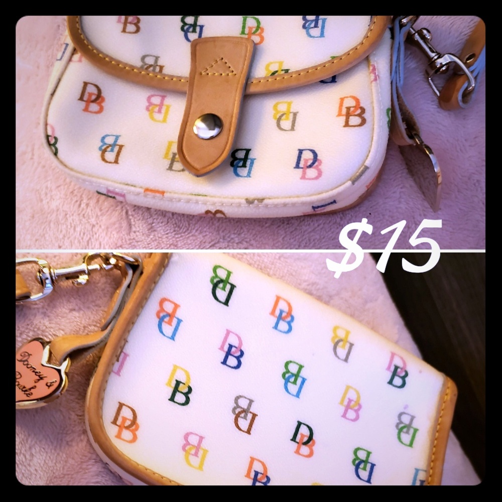 ♤♤2 for 20♤♤Dooney and Bourke wristlet